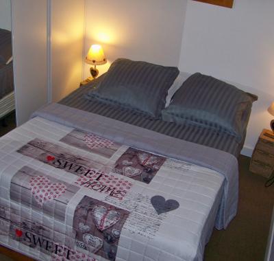 Chambres à louer centre Annecy maison jardin.