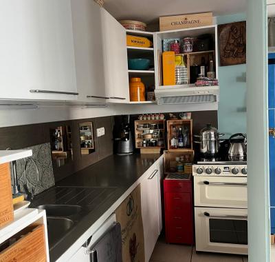 Chambre avec vue sur cour intérieure