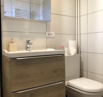 Chambre, salle de bain 1 personne