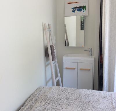 Chambre très lumineuse chez particulier