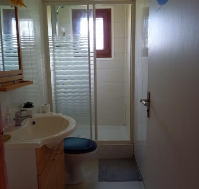 Chambre et bureau en étage proche Poitiers et Futuroscope