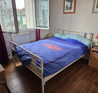 Chambre meublée à louer tout compris