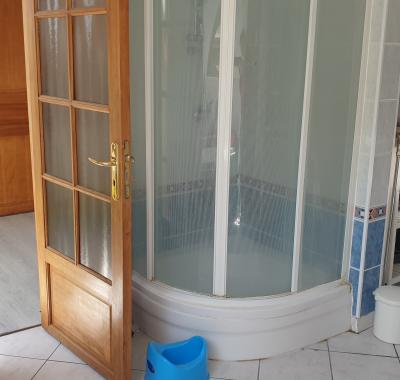 Chambre à Ecaussinnes, maison avec grand jardin