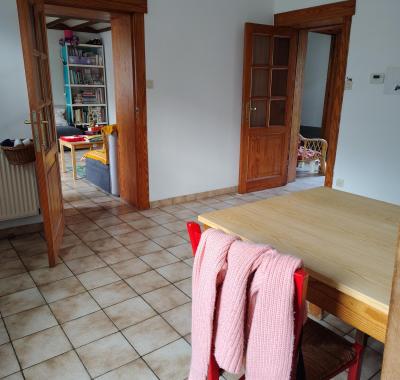 Chambre à Ecaussinnes, maison avec grand jardin