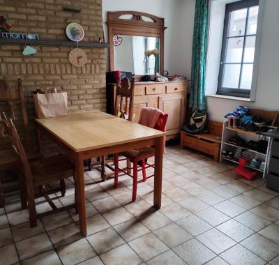 Chambre à Ecaussinnes, maison avec grand jardin