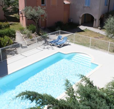 MAISON DUPLEX CLIMATISEE 3 PIECES 6 PERSONNES - RESIDENCE AVEC PISCINE