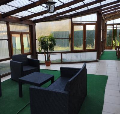 Détente, jacuzzi, sauna, piscine