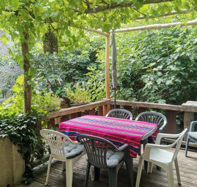 Chambre chez l'habitant au coeur du village de Quézac