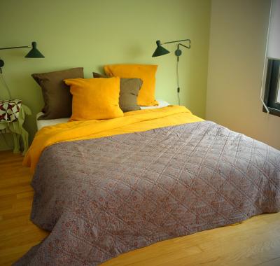 Chambre avec vue sur jardin/ petit déjeuner / Wifi