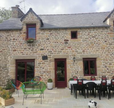 Chambre à louer dans jolie longère au calme