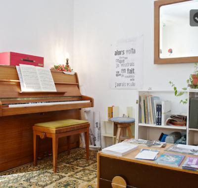 Grande chambre dans un appartement sympa!