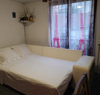 Chambre à louer individuelle dans pavillon