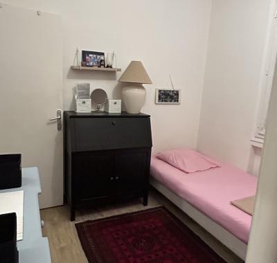 Chambre à louer avec petit déjeuner