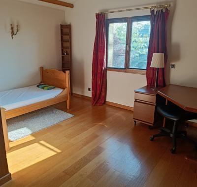 Chambre + SDB - Zone St Germain en Laye / Marly le Roi / Louveciennes