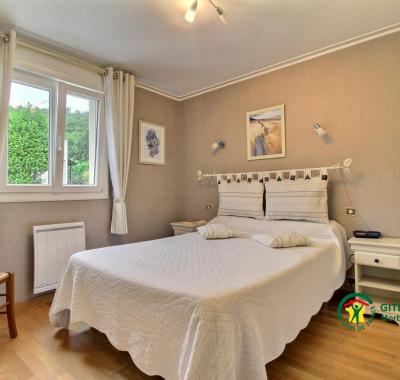 Gîte classé 3* tout inclus 8 pers  terre/mer 4 lits 3 chb S E / SDB