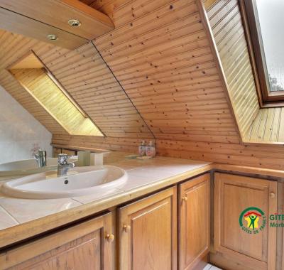 Gîte classé 3* tout inclus 8 pers  terre/mer 4 lits 3 chb S E / SDB