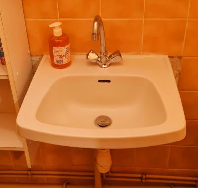 Studio juste en face de la Cathédrale Saint Pierre