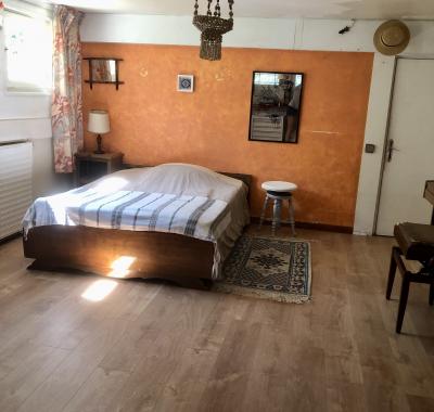 A Little Piece of Heaven/ woman only