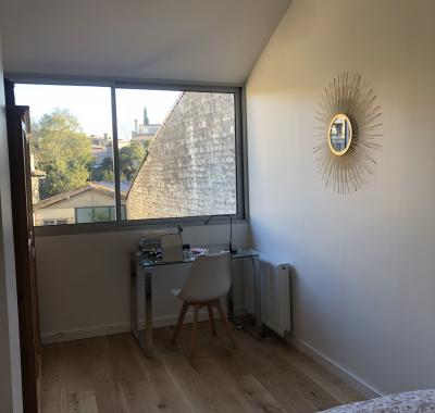 Chambre grande maison Bordeaux Centre