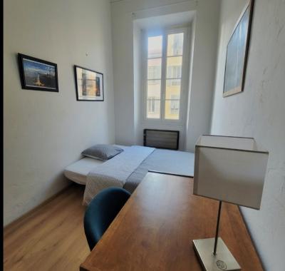 Chambre à Louer avec Salle de Bain Privée PORT DE NICE