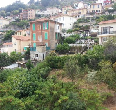 CHAMBRE CALME ET LUMINEUSE