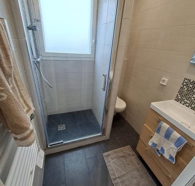 Chambre de 20m², indépendante