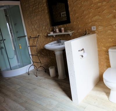 Petite maison indépendante à la campagne