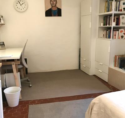 Chambre indépendante dans village provençal