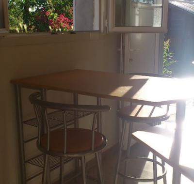 STUDIO cuisine séparée calme jardin internet meublé