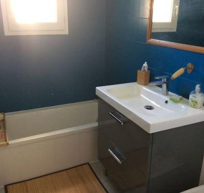 Chambre spacieuse et ensoleillée