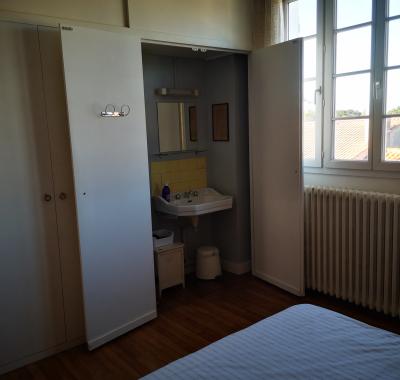 Chambre Rose chez l’habitant "Le Chat Bleu"