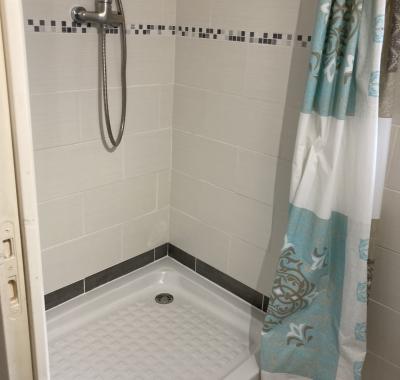 Studio 2 à 3 personnes