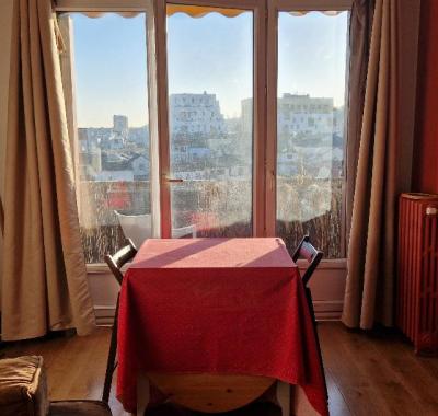 Chambre chez l'habitant/ Métro Paris - Courte durée