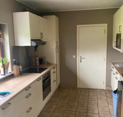 Chambre à louer dans une collocation à Court-Saint-Etienne