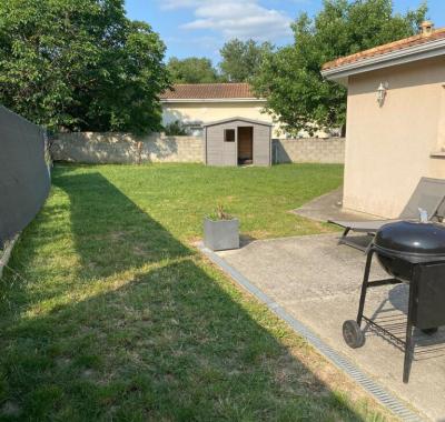 Chambre à louer dans maison
