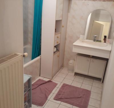 Loue chambre meublé