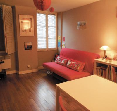 Près de Versailles Chbre 1 lit simple /ou canapé lit 2 personnes salon