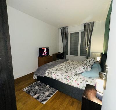 Chambre Chez l’habitant pour fille uniquement