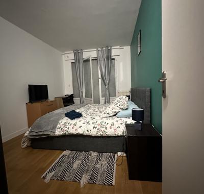 Chambre Chez l’habitant pour fille uniquement