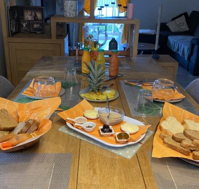 TI KAZ BO - CHAMBRE PAPAYE CHEZ L HABITANT