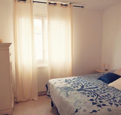 Jolie chambre à louer proche aéroport dans maisonnette