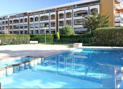 Près de cannes, chambre en colocation