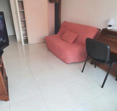 Près de cannes, chambre en colocation