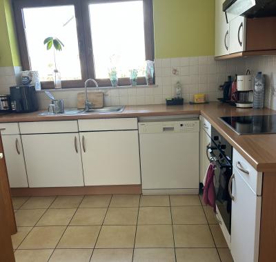 Chambre à louer Gembloux (près de la gare et des commerces)