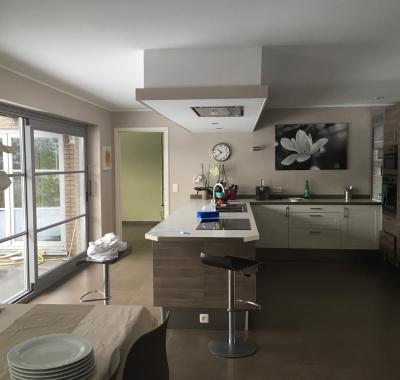 Chambré meublée libre dans maison 4 chambres pour jeunes travailleurs