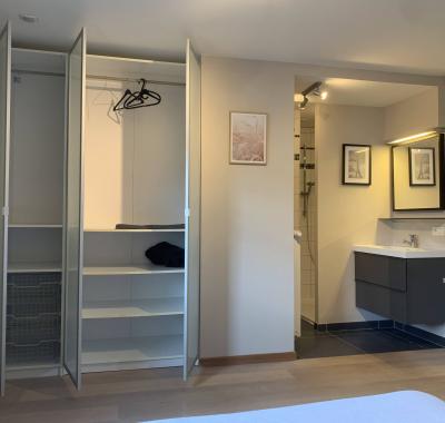 Chambré meublée libre dans maison 4 chambres pour jeunes travailleurs