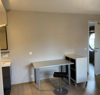 Chambré meublée libre dans maison 4 chambres pour jeunes travailleurs