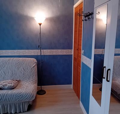 Chambre à louer avec salle de douche