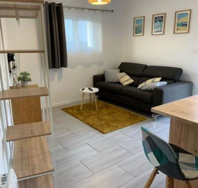 Studio indépendant dans propriété