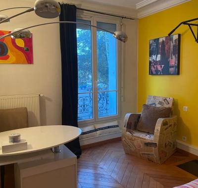 Chambre chez l'habitant  (14 m2) - La Varenne Saint Hilaire (94210)